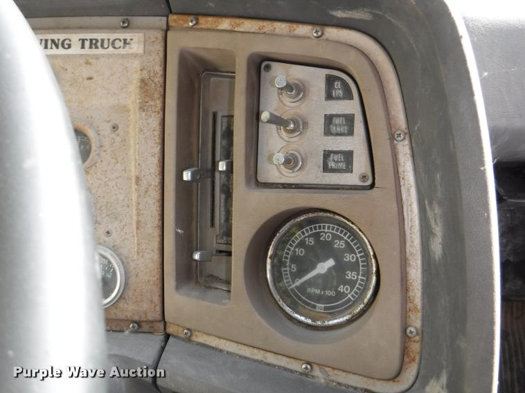 image for item DB3992 1974 Ford 9000 crane truck