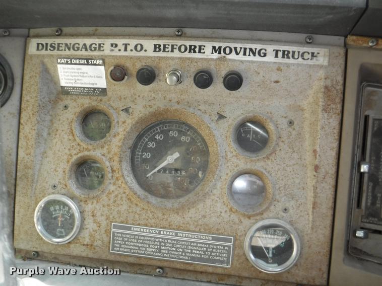 image for item DB3992 1974 Ford 9000 crane truck