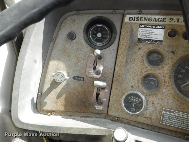 image for item DB3992 1974 Ford 9000 crane truck