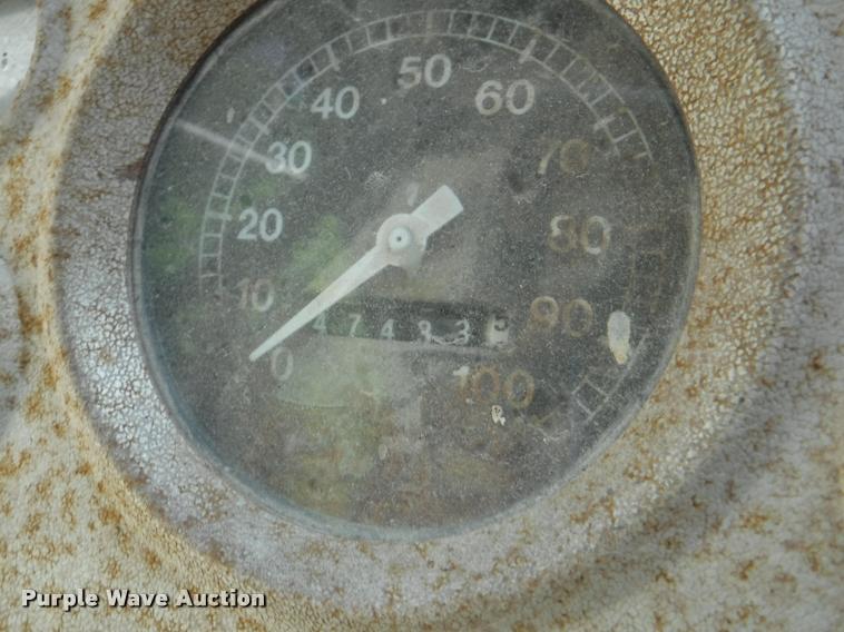 image for item DB3992 1974 Ford 9000 crane truck