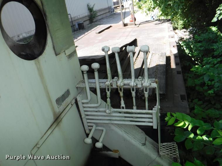 image for item DB3992 1974 Ford 9000 crane truck