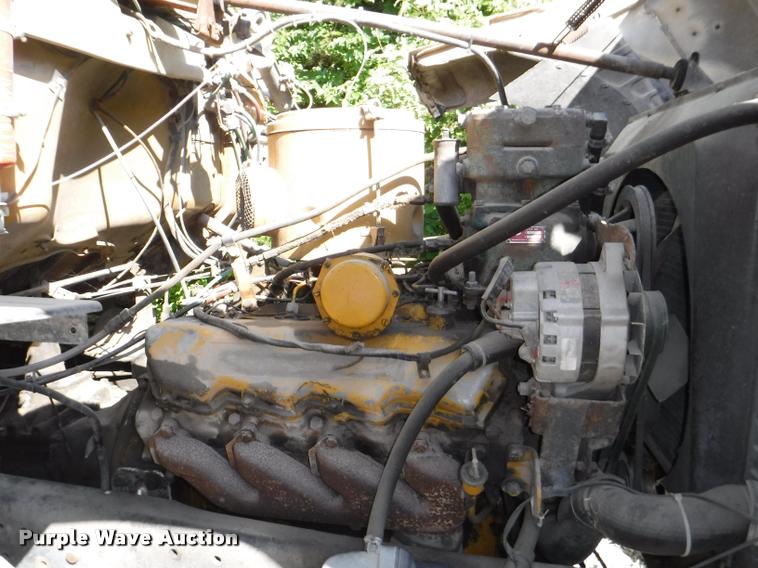 image for item DB3992 1974 Ford 9000 crane truck