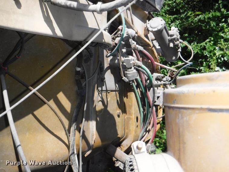 image for item DB3992 1974 Ford 9000 crane truck