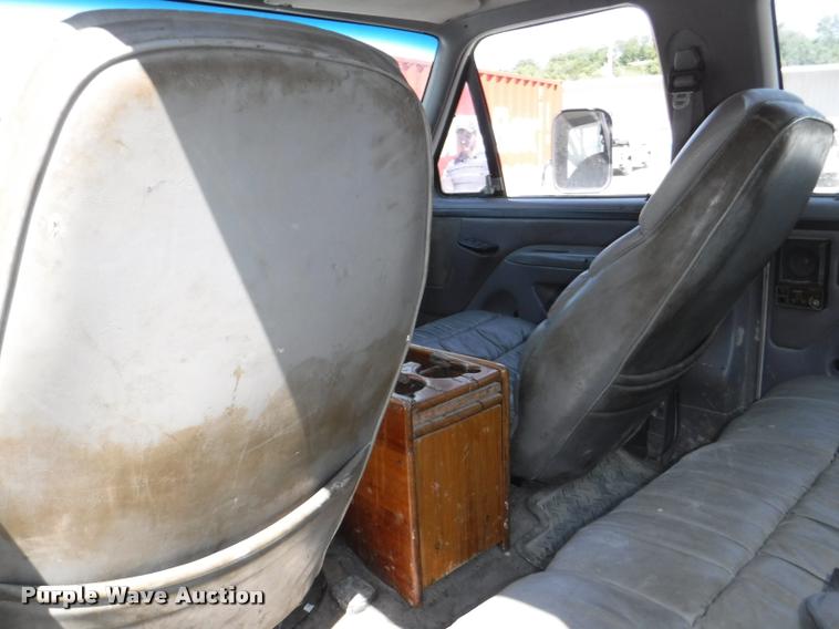 image for item DB3995 1997 Ford F350 XLT Crew Cab utility truck