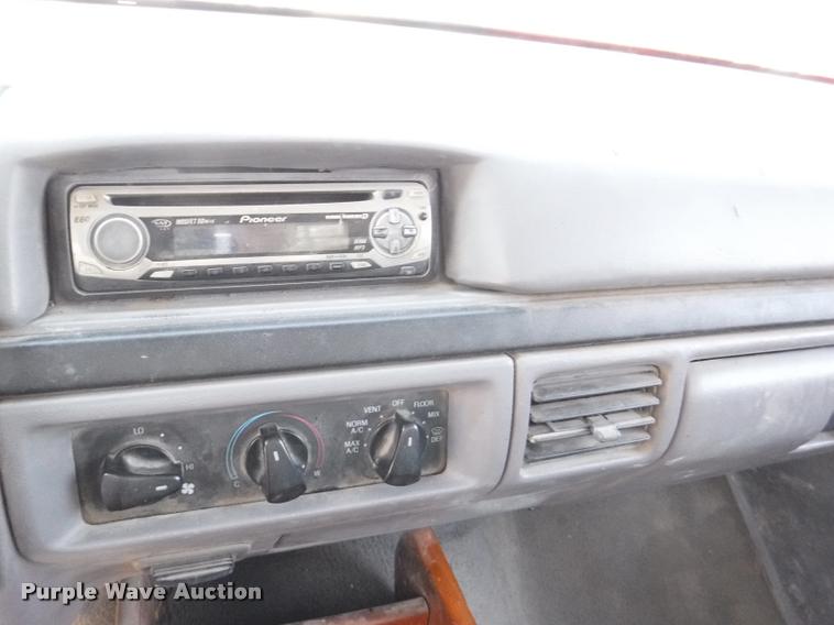 image for item DB3995 1997 Ford F350 XLT Crew Cab utility truck