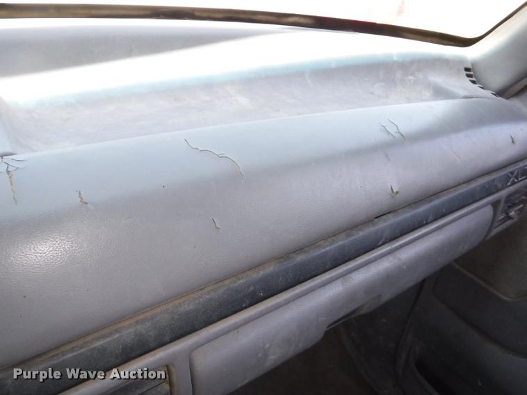 image for item DB3995 1997 Ford F350 XLT Crew Cab utility truck