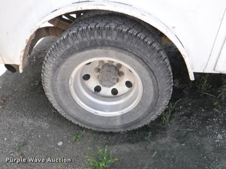 image for item DB3995 1997 Ford F350 XLT Crew Cab utility truck