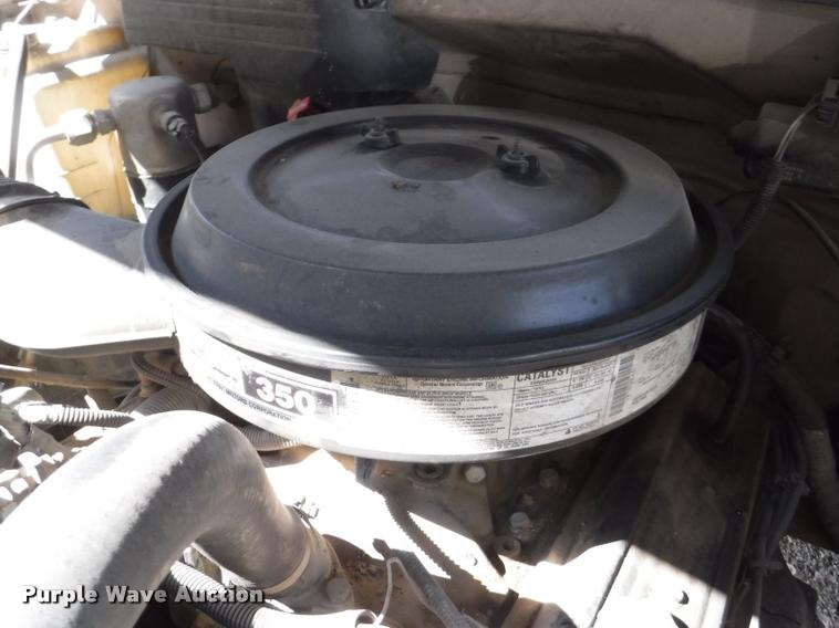 image for item DB3996 1993 GMC Sierra 3500 utility truck