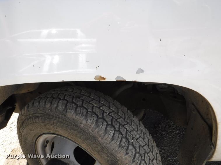 image for item DB3996 1993 GMC Sierra 3500 utility truck