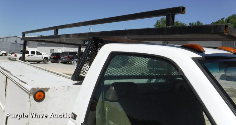 image for item DB3996 1993 GMC Sierra 3500 utility truck