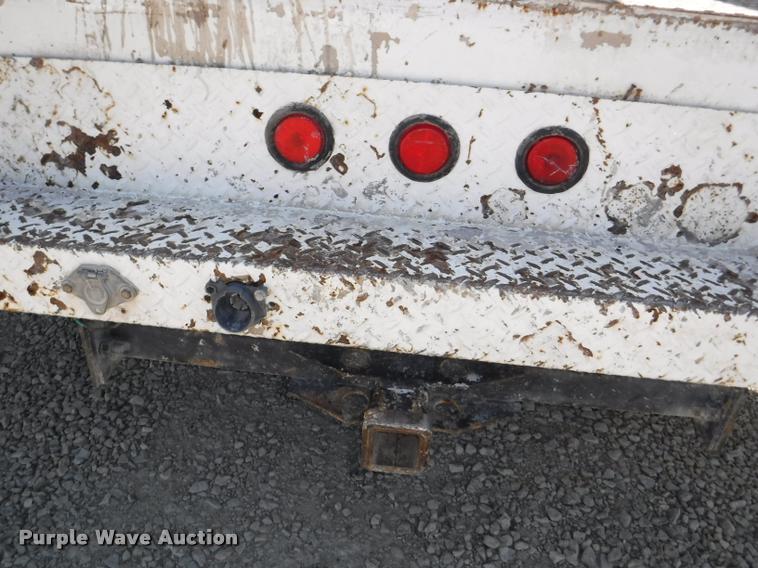 image for item DB3996 1993 GMC Sierra 3500 utility truck