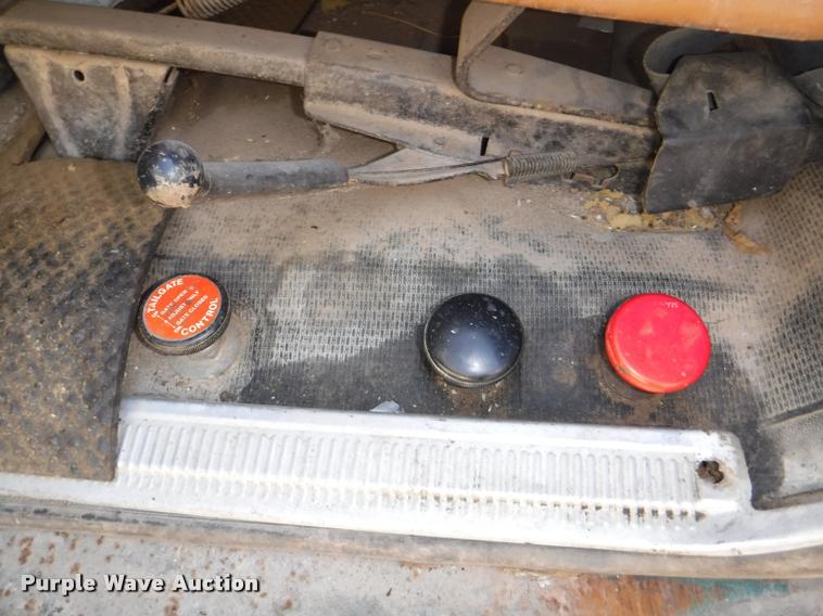 image for item DB3997 1988 Chevrolet Kodiak dump truck