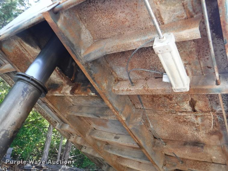 image for item DB3997 1988 Chevrolet Kodiak dump truck