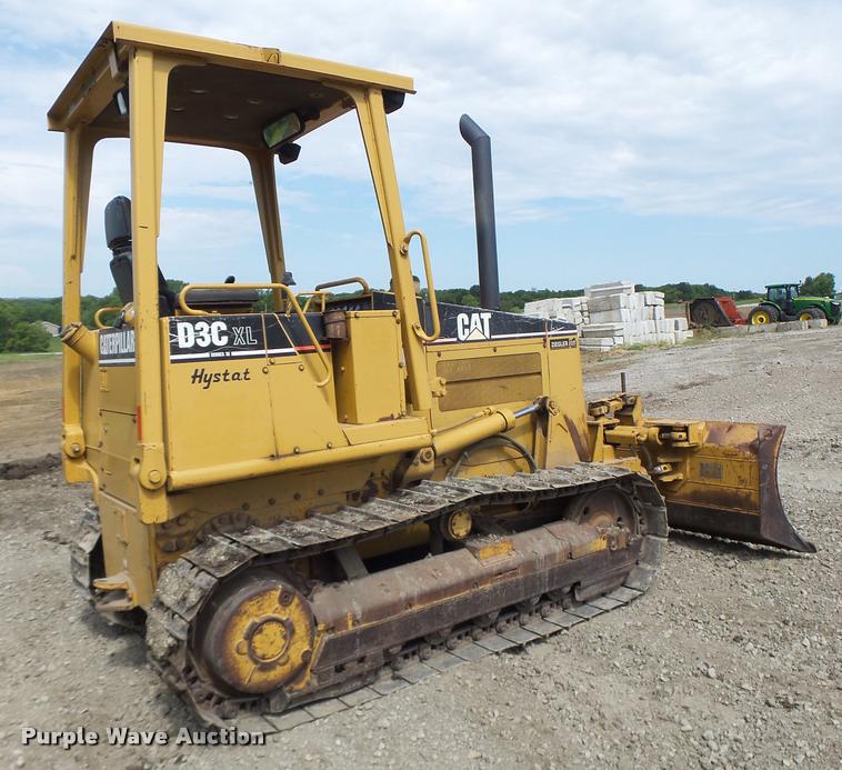 image for item DB5750 1999 Caterpillar D3C XL dozer