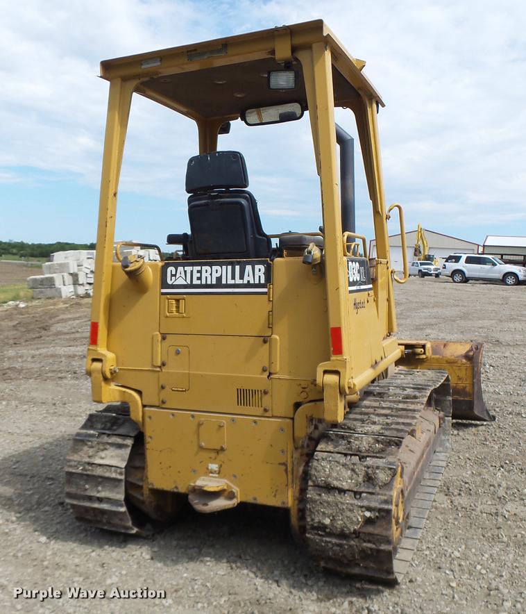 image for item DB5750 1999 Caterpillar D3C XL dozer
