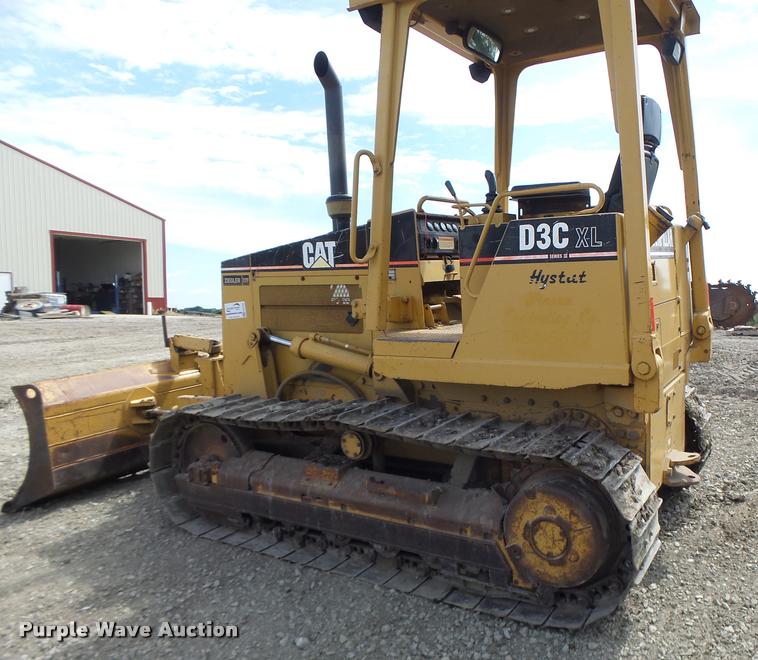 image for item DB5750 1999 Caterpillar D3C XL dozer