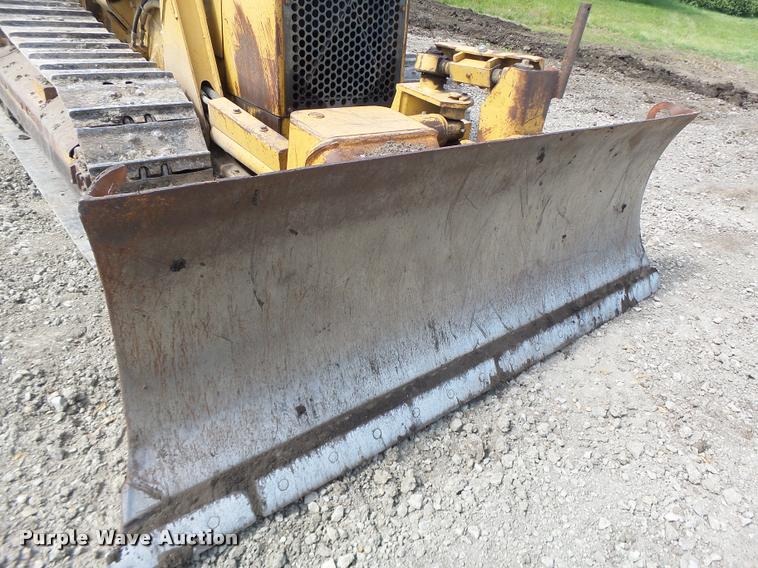 image for item DB5750 1999 Caterpillar D3C XL dozer