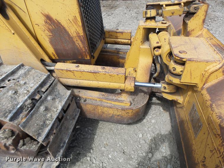 image for item DB5750 1999 Caterpillar D3C XL dozer