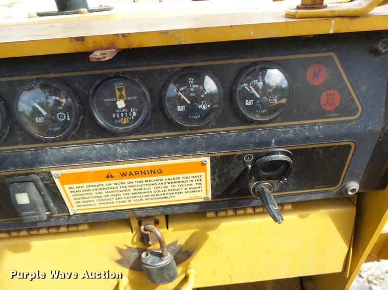 image for item DB5750 1999 Caterpillar D3C XL dozer