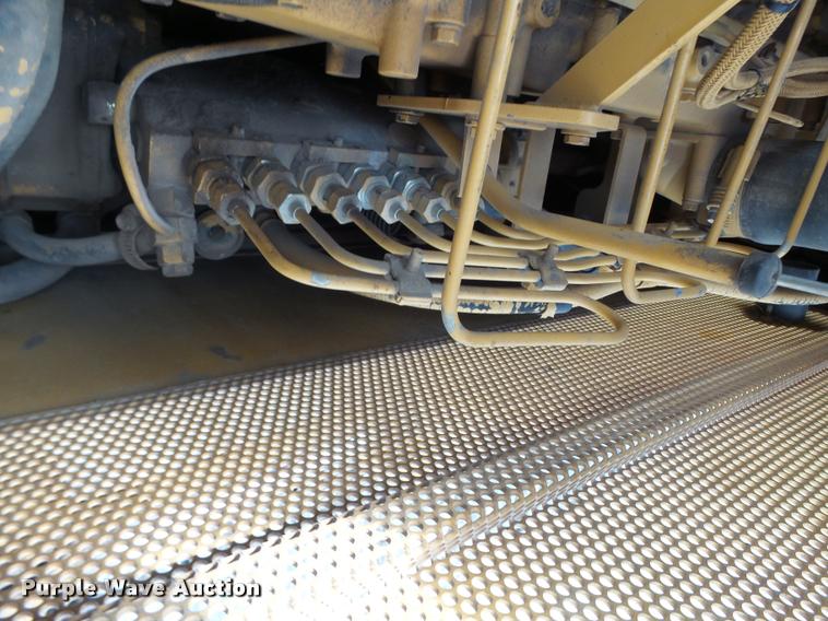 image for item DB5750 1999 Caterpillar D3C XL dozer