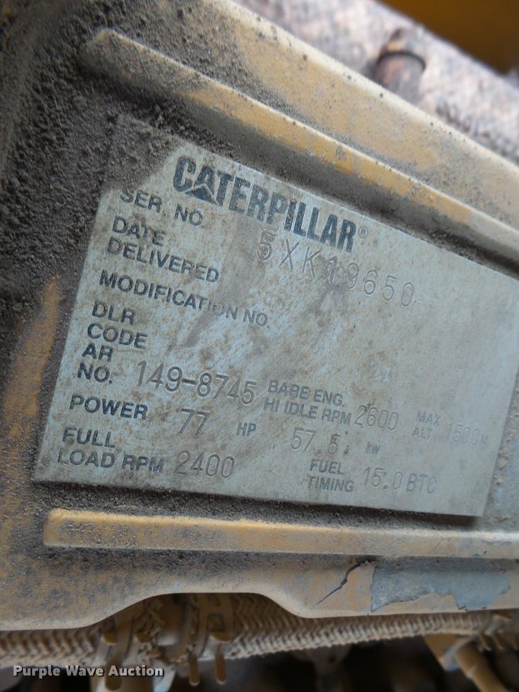 image for item DB5750 1999 Caterpillar D3C XL dozer