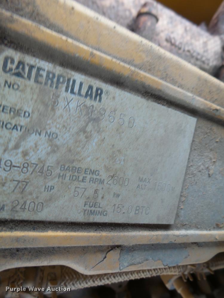 image for item DB5750 1999 Caterpillar D3C XL dozer