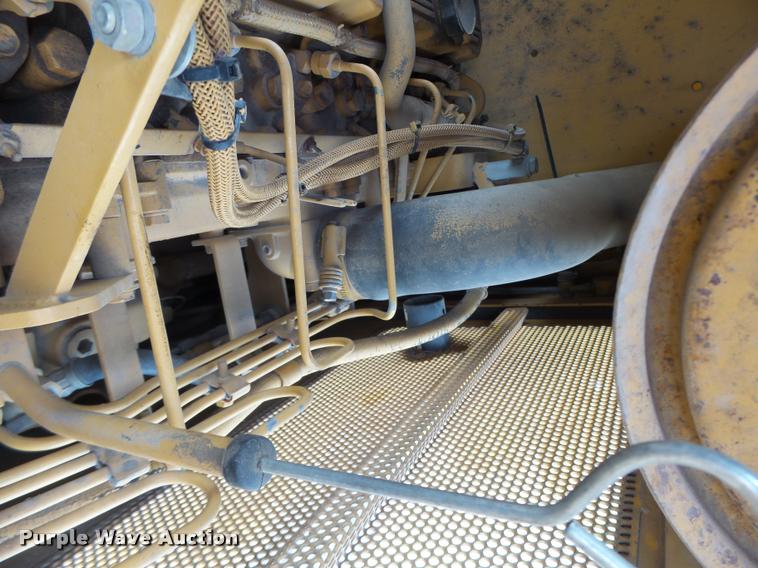 image for item DB5750 1999 Caterpillar D3C XL dozer