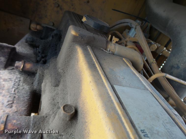 image for item DB5750 1999 Caterpillar D3C XL dozer