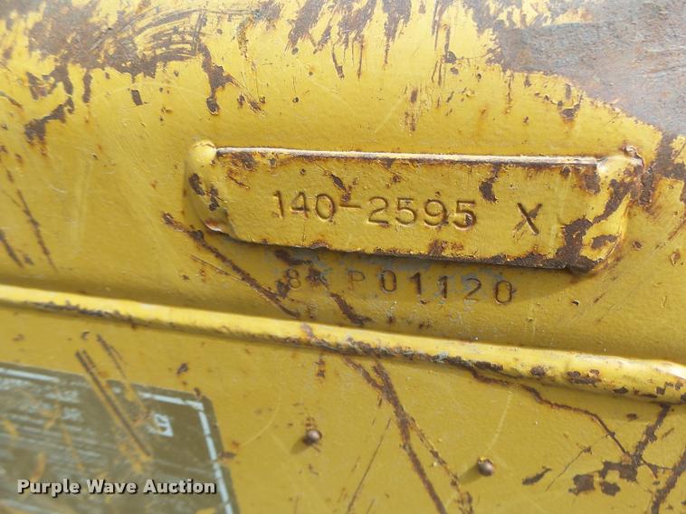 image for item DB5750 1999 Caterpillar D3C XL dozer