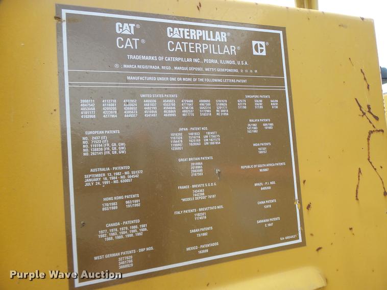image for item DB5750 1999 Caterpillar D3C XL dozer