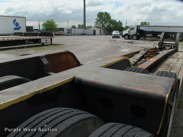 image for item DC7224 1987 Cozad lowboy equipment trailer with booster