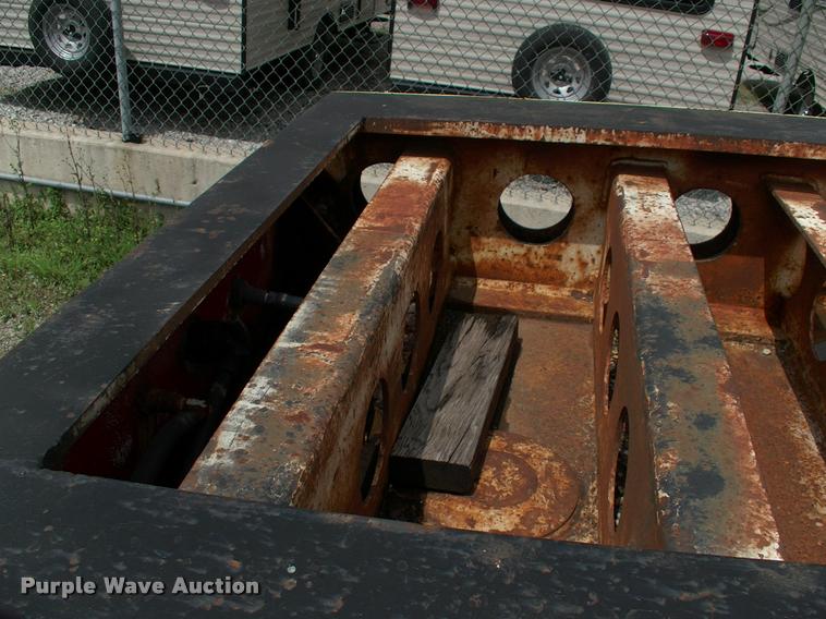 image for item DC7224 1987 Cozad lowboy equipment trailer with booster