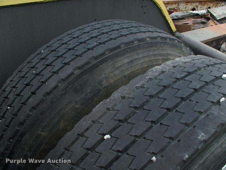 image for item DC7224 1987 Cozad lowboy equipment trailer with booster