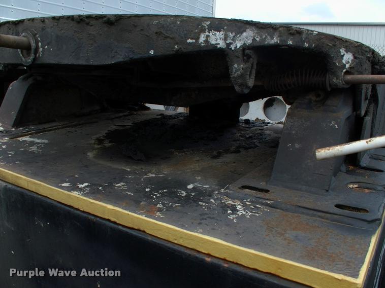 image for item DC7224 1987 Cozad lowboy equipment trailer with booster