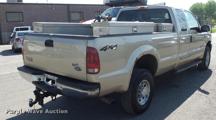 image for item DD9473 2000 Ford F250 Super Duty SuperCab pickup truck