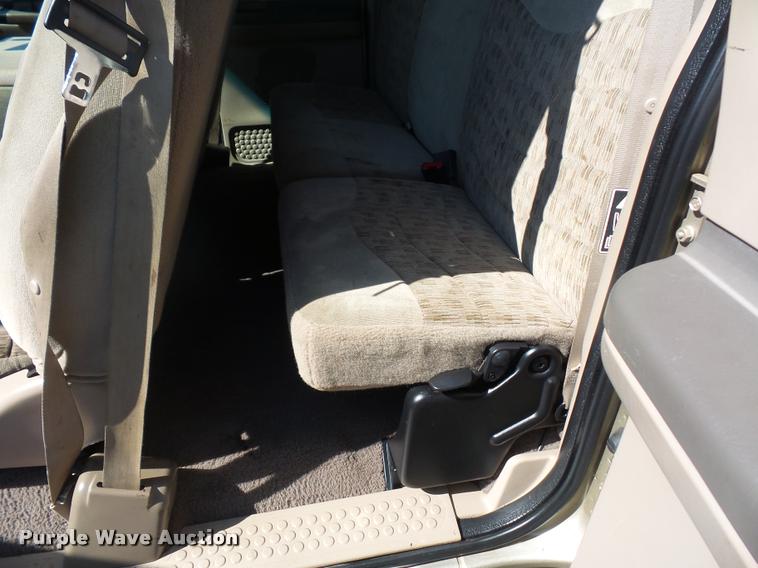 image for item DD9473 2000 Ford F250 Super Duty SuperCab pickup truck