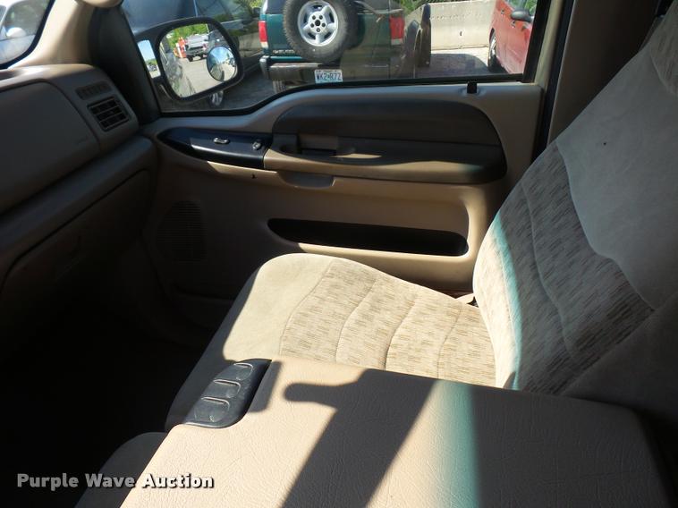 image for item DD9473 2000 Ford F250 Super Duty SuperCab pickup truck