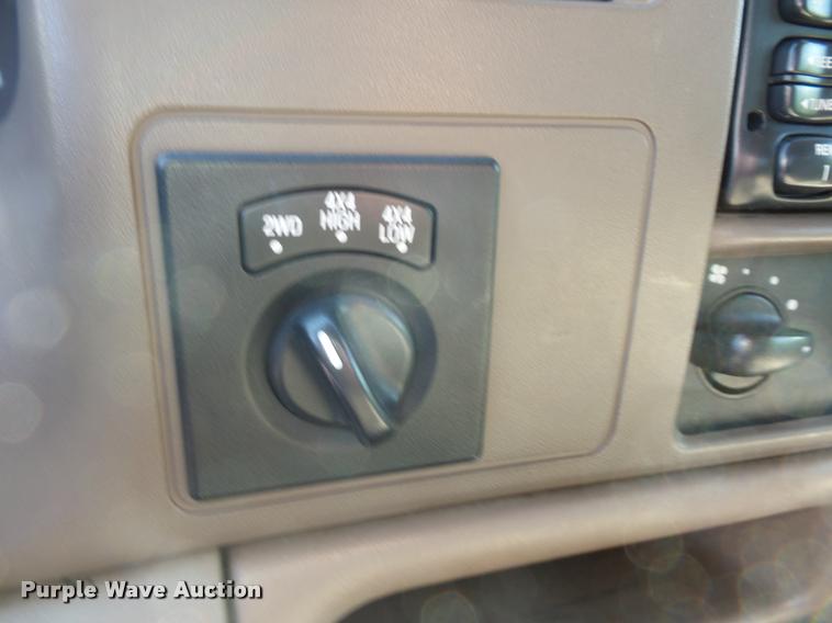 image for item DD9473 2000 Ford F250 Super Duty SuperCab pickup truck