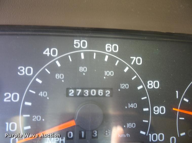 image for item DD9473 2000 Ford F250 Super Duty SuperCab pickup truck