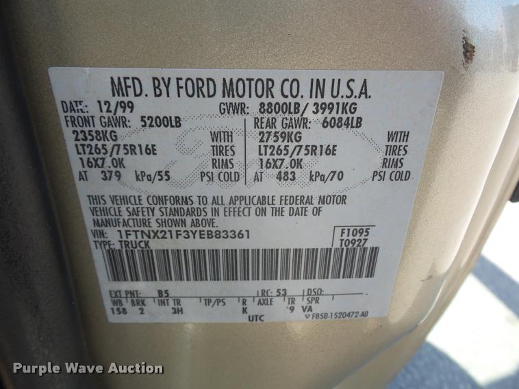 image for item DD9473 2000 Ford F250 Super Duty SuperCab pickup truck