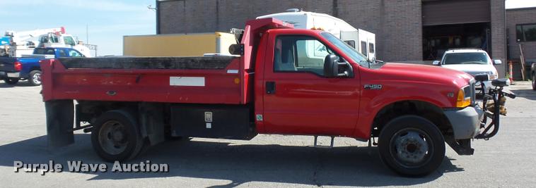 image for item DD9474 2000 Ford F450 Super Duty dump truck