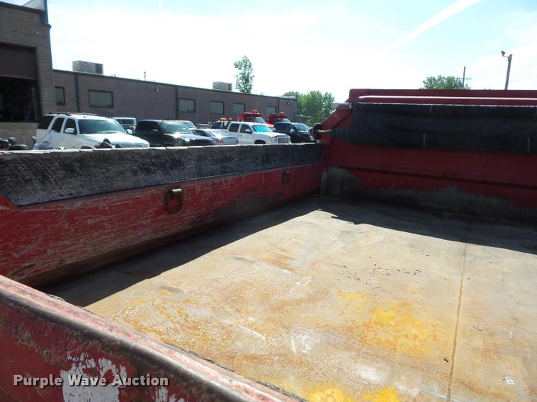image for item DD9474 2000 Ford F450 Super Duty dump truck