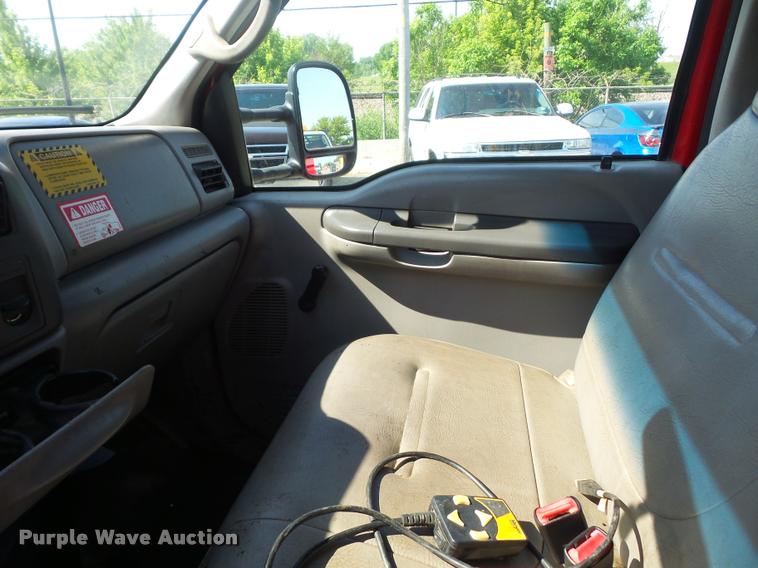 image for item DD9474 2000 Ford F450 Super Duty dump truck