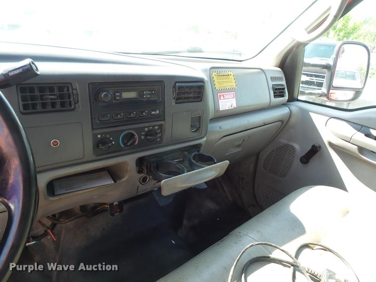 image for item DD9474 2000 Ford F450 Super Duty dump truck