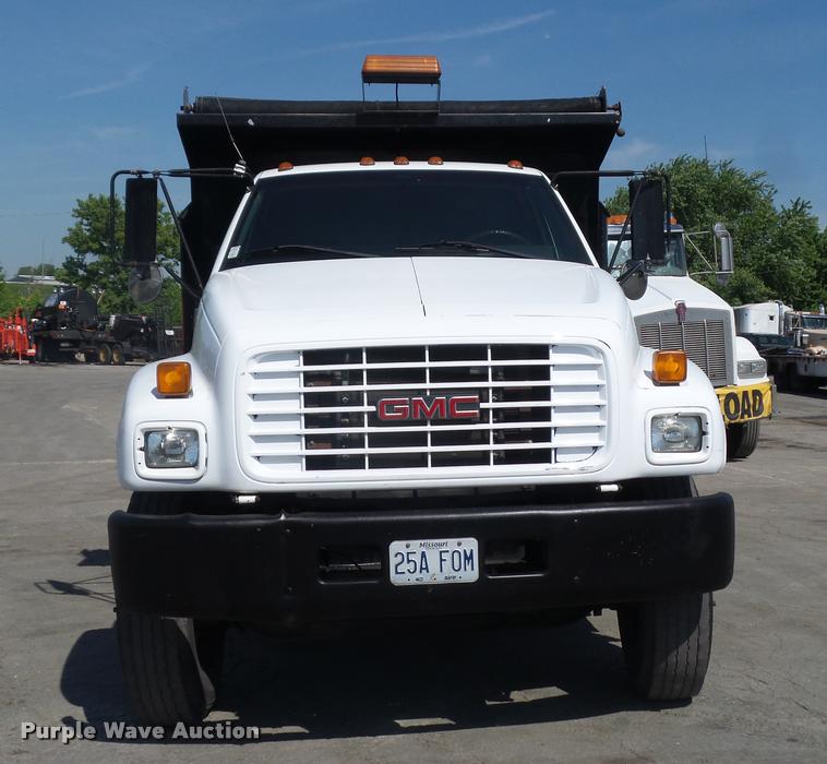 image for item DD9475 2001 GMC C6500 dump truck