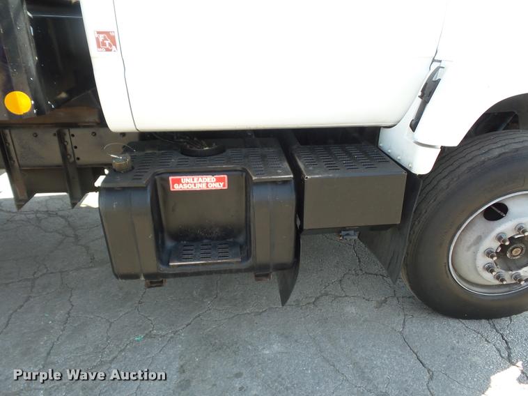 image for item DD9475 2001 GMC C6500 dump truck