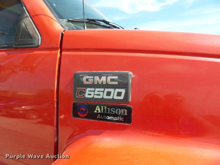 image for item DD9477 2001 GMC C6500 dump truck