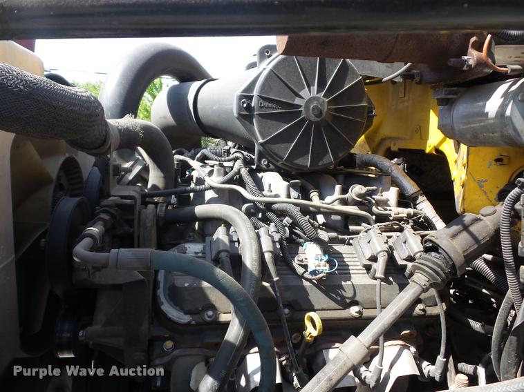 image for item DD9477 2001 GMC C6500 dump truck