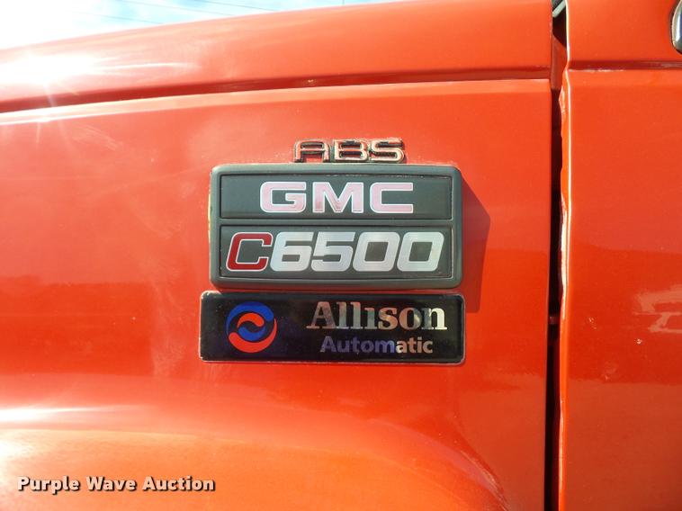 image for item DD9477 2001 GMC C6500 dump truck