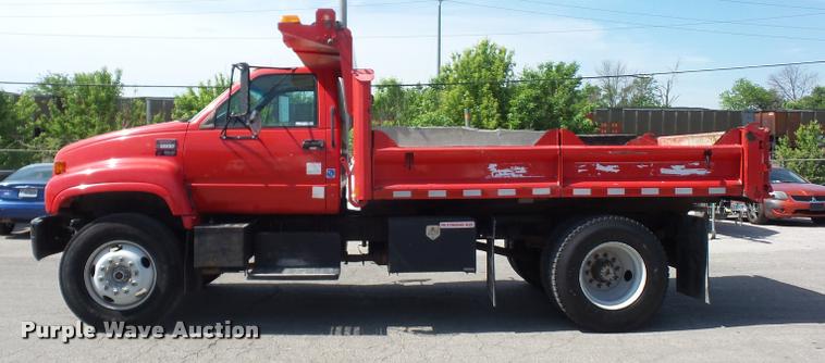 image for item DD9478 2001 GMC C6500 dump truck
